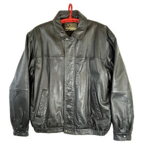 Boston Outfitters Black Leather Mens XL Bomber Jacket Insulated Zippered Coat